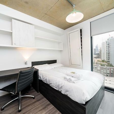 Hashtag Aldgate Campus Accommodation London Bagian luar foto