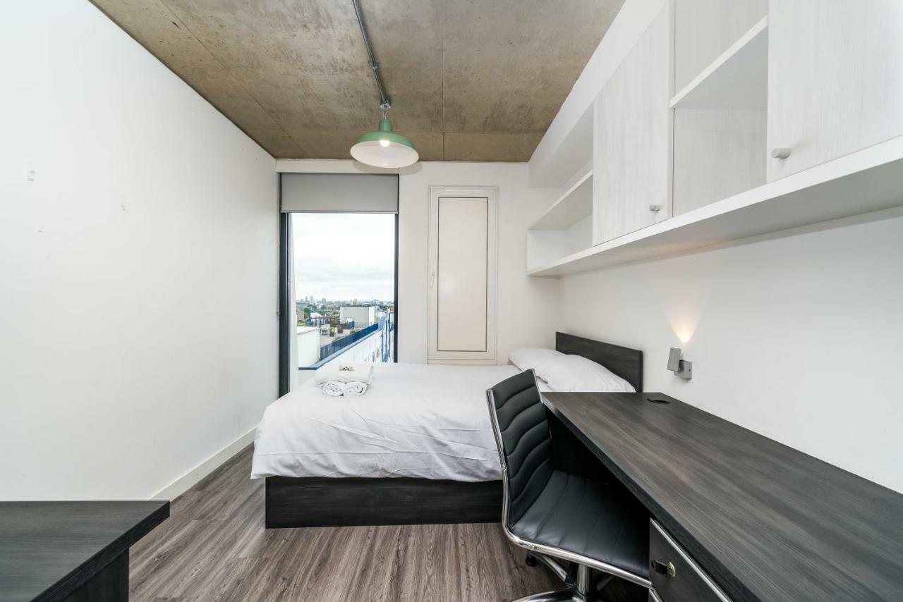 Hashtag Aldgate Campus Accommodation London Ruang foto