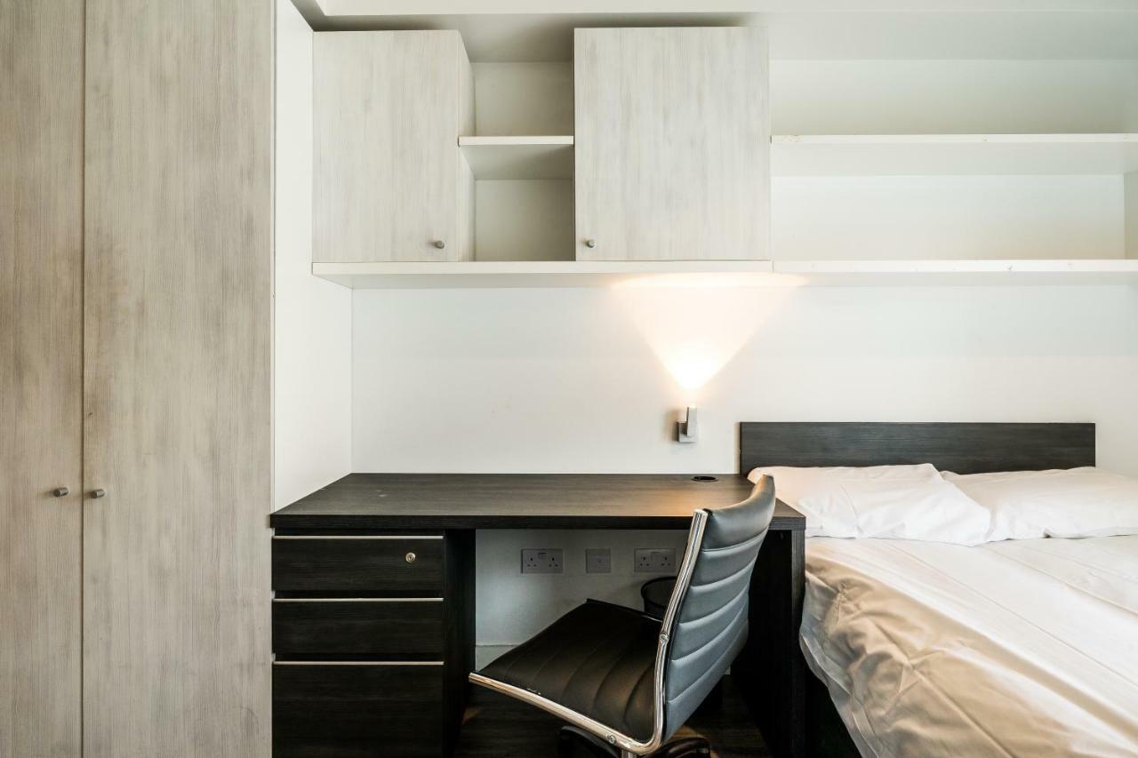 Hashtag Aldgate Campus Accommodation London Ruang foto